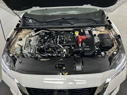 Used 2023 Nissan Sentra SR w/ SR Premium Package FWD image 24