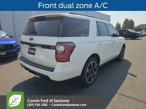 Used 2021 Ford Expedition Limited AWD/4WD image 8