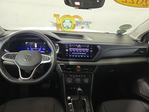 Used 2022 Volkswagen Taos SE FWD image 13