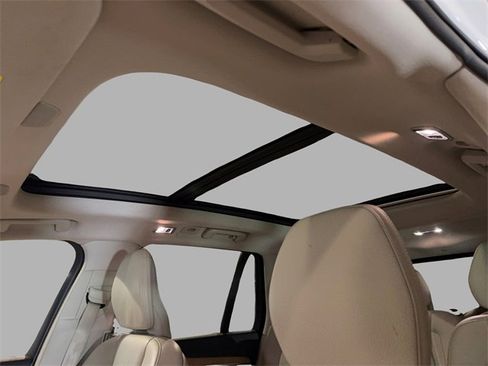 Used 2022 Volvo XC90 T8 Inscription Expression image 25