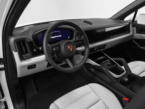 Certified 2026 Porsche Cayenne AWD/4WD image 46