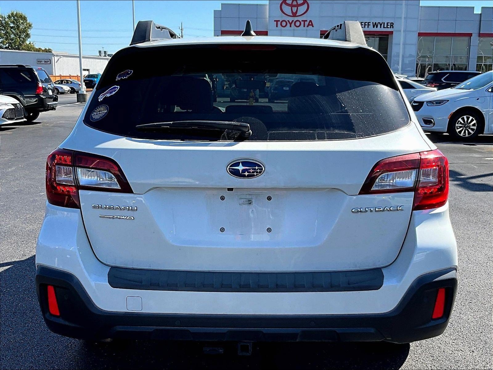 Used 2019 Subaru Outback 2.5i Limited w/ Popular Package #2 AWD/4WD image 5
