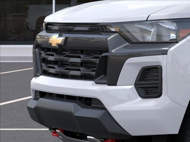 New 2026 Chevrolet Colorado LT w/ LPO, Utility Wall Package AWD/4WD image 13