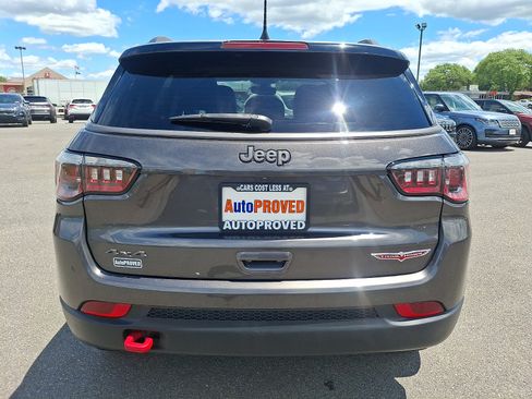 Used 2019 Jeep Compass Trailhawk w/ Cold Weather Group AWD/4WD image 5