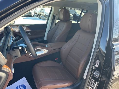 Used 2025 Mercedes-Benz GLS 450 GLS 450 image 7