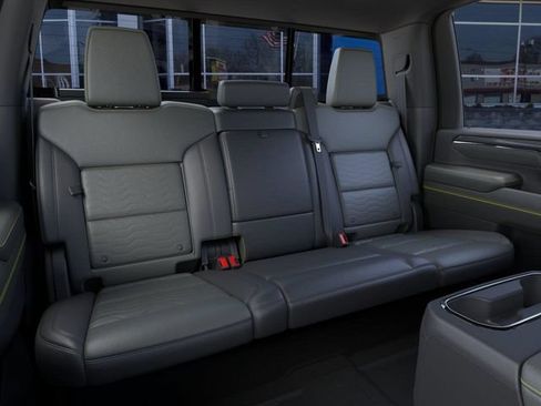 New 2026 Chevrolet Silverado 2500 ZR2 w/ LPO, Dark Essentials Package AWD/4WD image 17