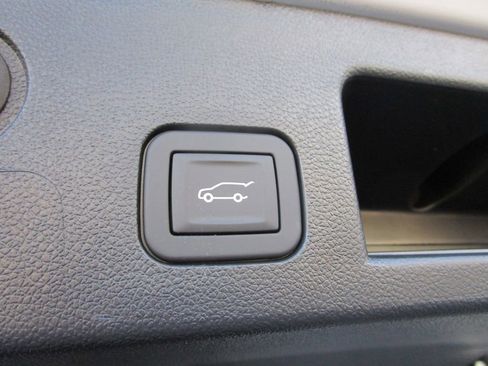 New 2026 Chevrolet Equinox ACTIV w/ Convenience Package III image 14