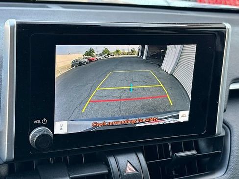 Used 2024 Toyota RAV4 XLE FWD image 22