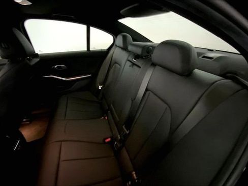 Used 2021 BMW 330i Sedan w/ Convenience Package RWD image 12