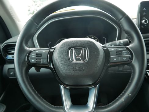 Used 2024 Honda Pilot EX-L image 25