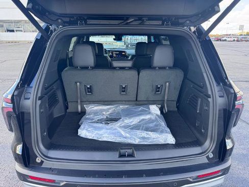 New 2026 Chevrolet Traverse LT w/ Enhanced Driving Package image 10
