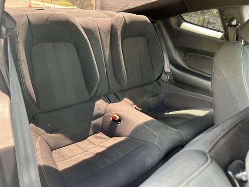 Used 2019 Ford Mustang Coupe RWD image 10