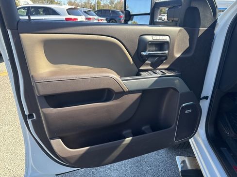 Used 2015 Chevrolet Silverado 2500 LTZ w/ Duramax Plus Package image 10