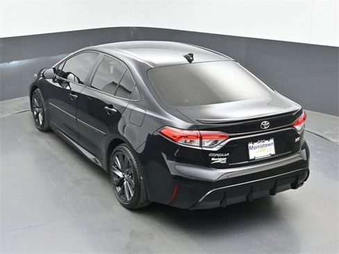 Used 2024 Toyota Corolla SE w/ SE Premium Package image 37