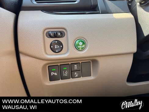 Used 2016 Honda Pilot Touring image 18