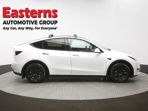 Used 2021 Tesla Model Y Long Range image 42