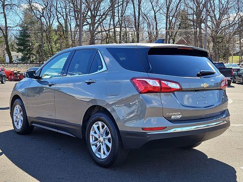 Used 2019 Chevrolet Equinox LT image 4