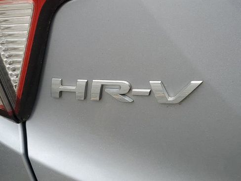 Used 2022 Honda HR-V EX image 7