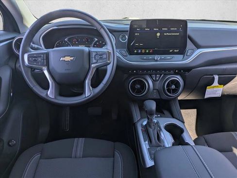 New 2025 Chevrolet Blazer LT w/ Convenience Package image 14