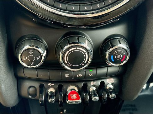 Used 2019 MINI Cooper S FWD image 32