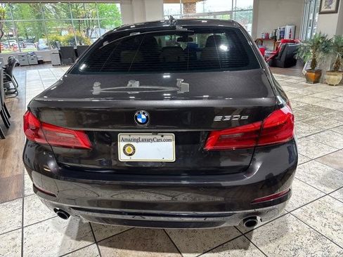 Used 2019 BMW 530e w/ Executive Package RWD image 5