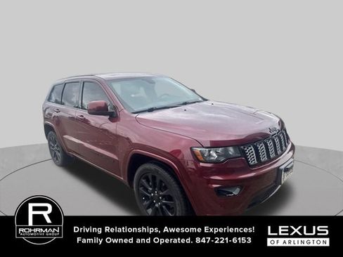 Used 2019 Jeep Grand Cherokee Altitude AWD/4WD image 2