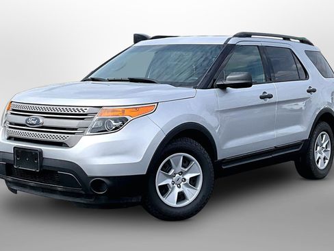 Used 2014 Ford Explorer FWD image 12