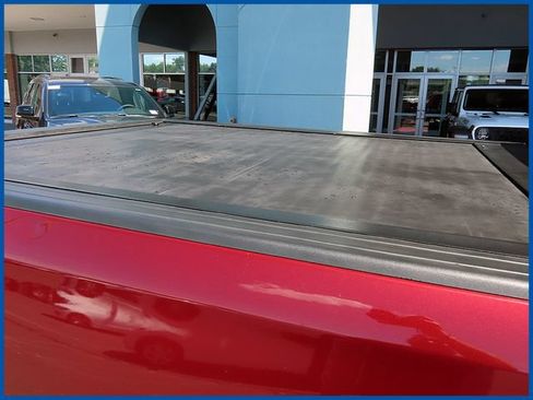 Used 2021 RAM 1500 Laramie w/ Sport Appearance Package AWD/4WD image 8