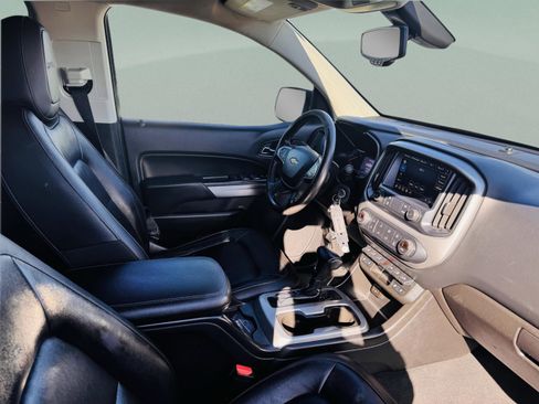 Used 2020 Chevrolet Colorado ZR2 image 35