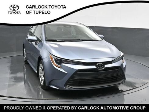 Used 2026 Toyota Corolla LE FWD image 7