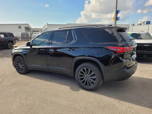 Used 2022 Chevrolet Traverse RS image 12