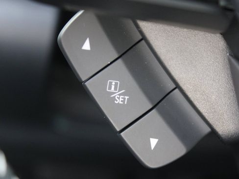 Certified 2023 Subaru Forester Premium image 15