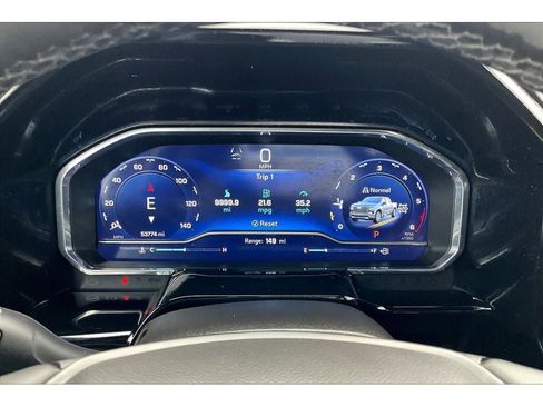 Used 2024 Chevrolet Silverado 1500 High Country w/ Technology Package image 21