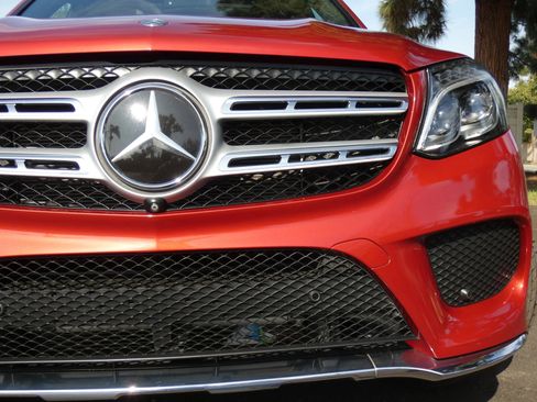 Used 2019 Mercedes-Benz GLS 550 4MATIC image 15