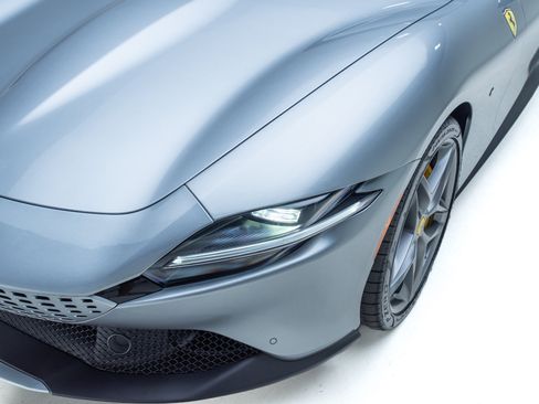 Used 2023 Ferrari Roma RWD image 22
