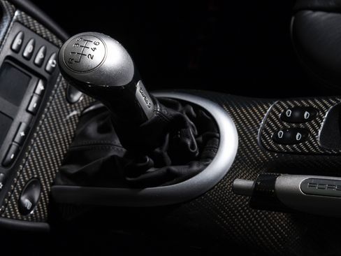 Used 2005 Porsche 911 Turbo AWD/4WD image 25