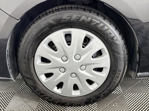 Used 2023 Nissan Altima 2.5 S FWD image 37