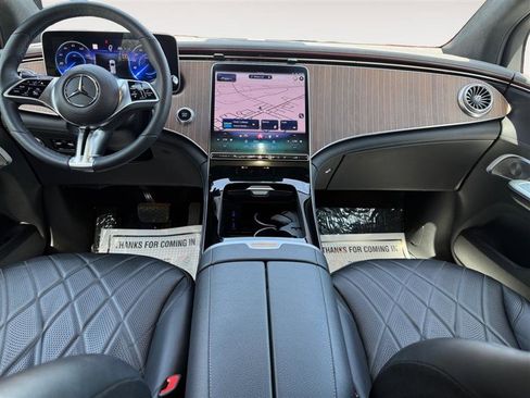 Used 2023 Mercedes-Benz EQE 500 4MATIC SUV image 12