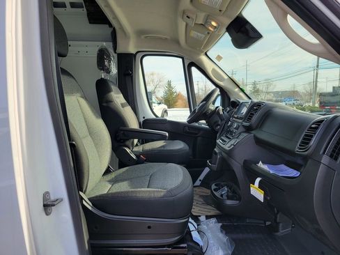 New 2026 RAM ProMaster 2500 w/ Convenience Group image 9