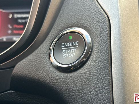 Used 2018 Ford Fusion Energi SE image 25