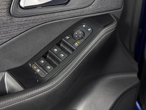 Used 2022 Nissan Rogue SV image 21