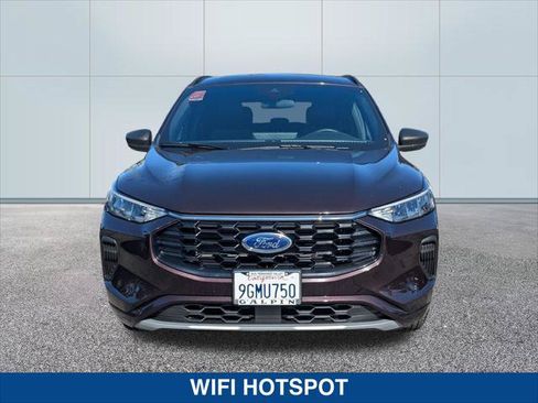 Used 2023 Ford Escape ST-Line w/ Equipment Group 301A FWD image 8