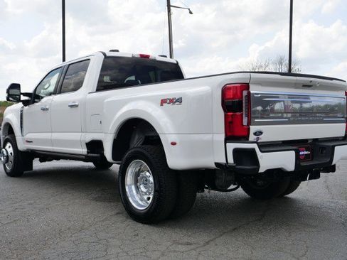 Used 2026 Ford F450 Platinum w/ Platinum Plus Package image 10