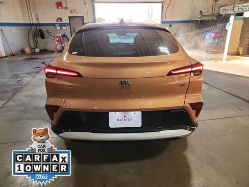 Used 2024 Buick Envista Sport Touring w/ Convenience I Package image 4