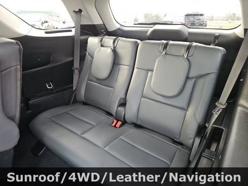 Used 2025 Ford Explorer Active w/ Active Comfort Package image 26