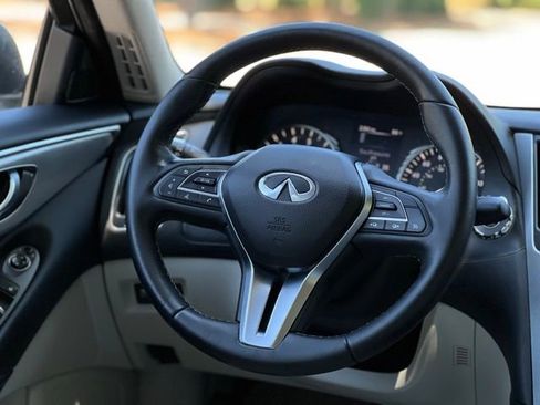 Used 2020 INFINITI Q50 Luxe RWD image 30