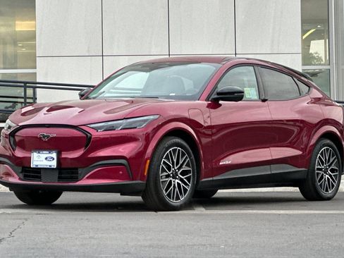 New 2025 Ford Mustang Mach-E Premium image 7