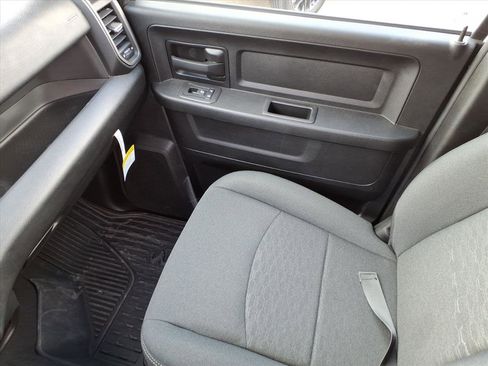 New 2025 RAM 2500 Tradesman image 31