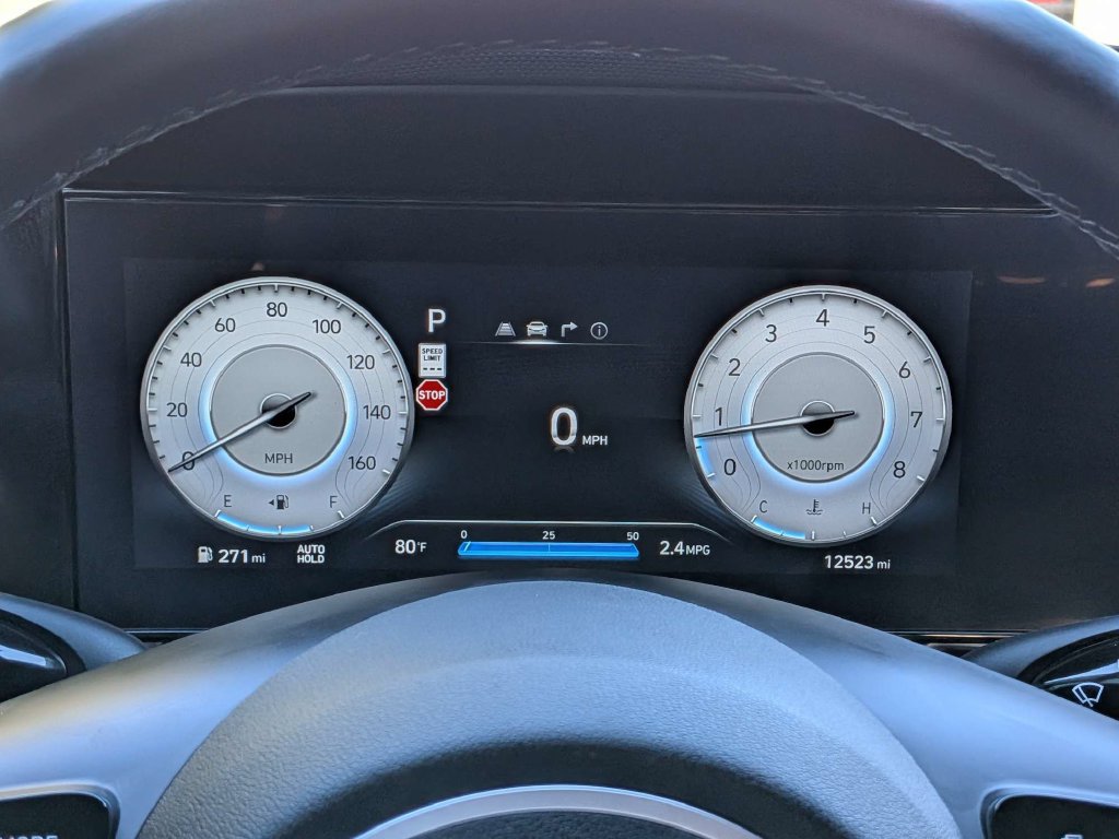 Certified 2025 Hyundai Elantra SEL FWD image 40