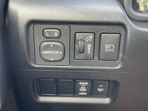 Used 2024 Toyota 4Runner TRD Off-Road AWD/4WD image 18